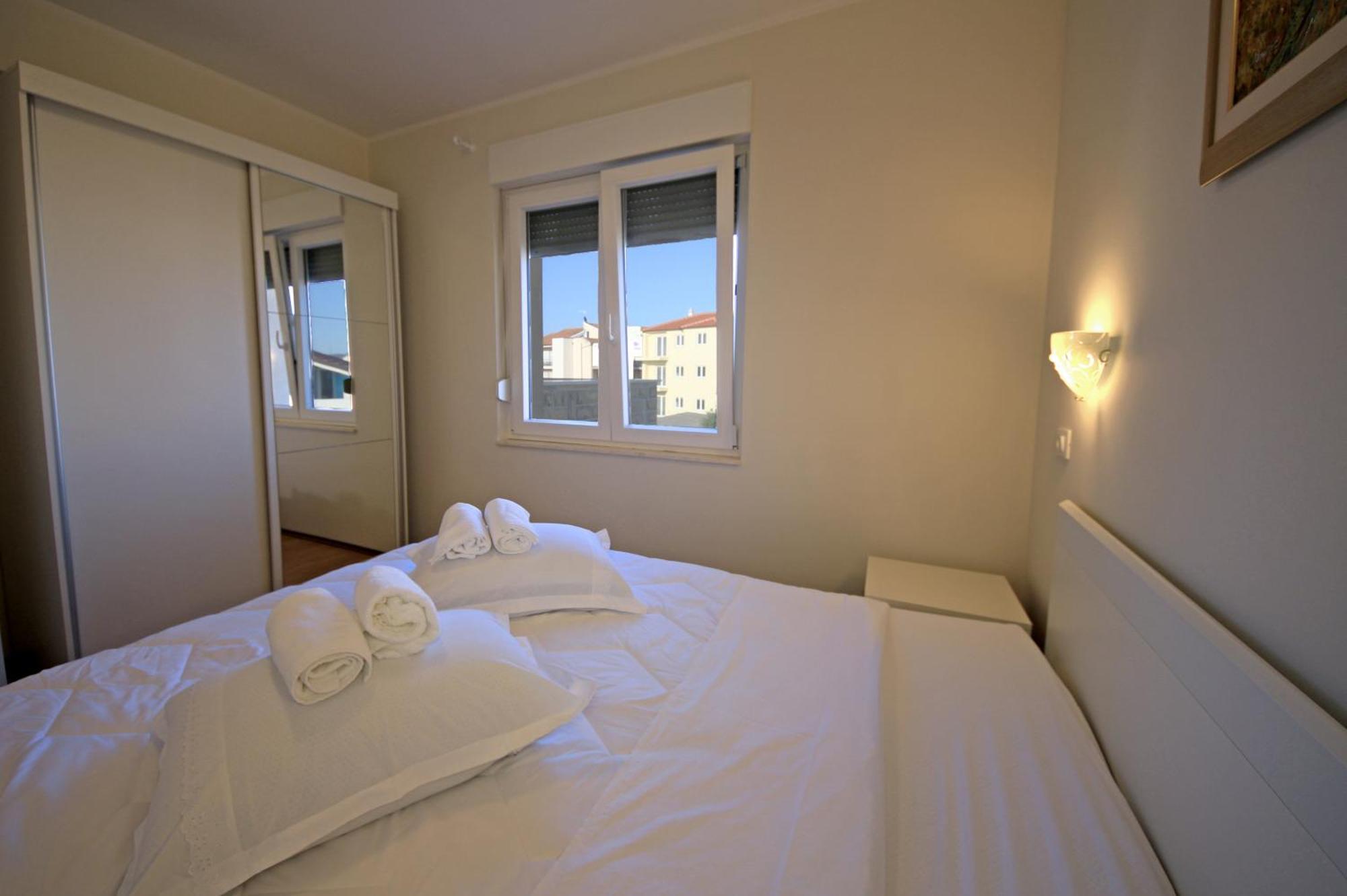 Apartments Superba Brodarica  Bilik gambar